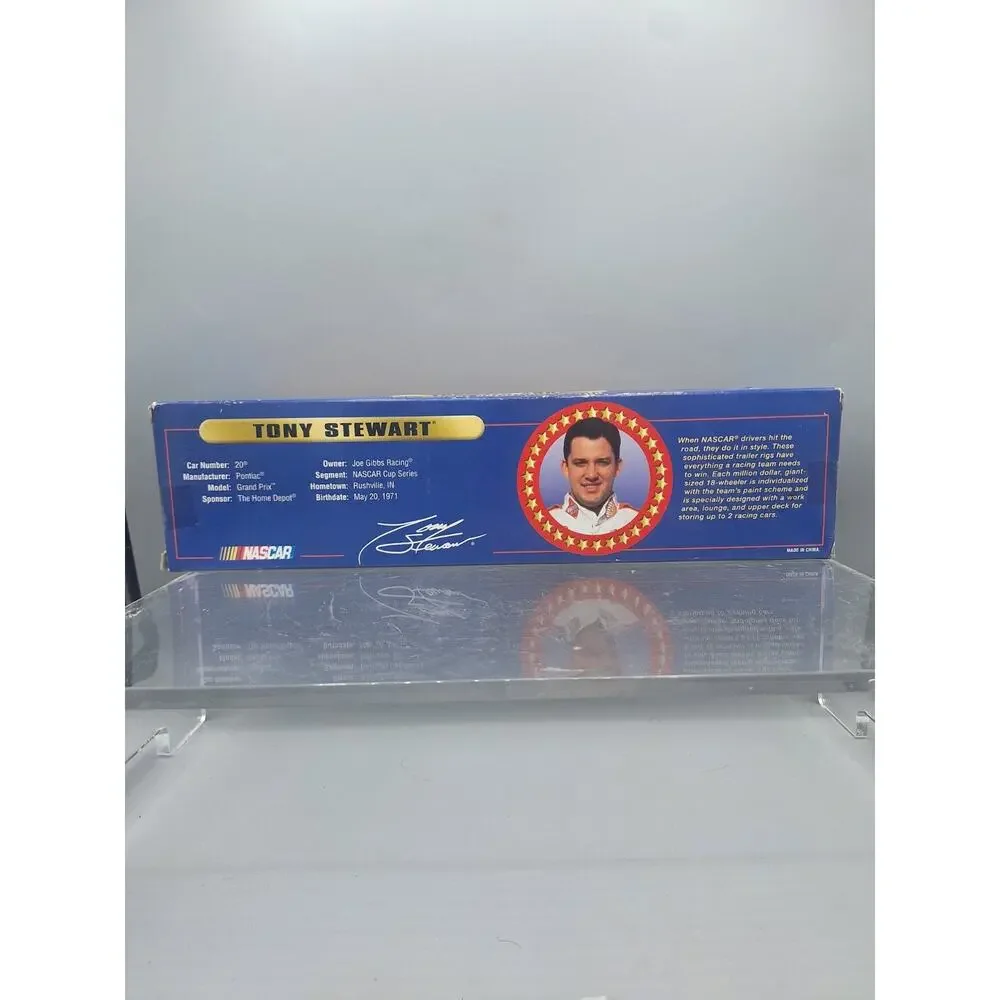 NASCAR~Winner's Circle~Tony Stewart #20 HOME DEPOT~Die Cast Trailer Rig~2000